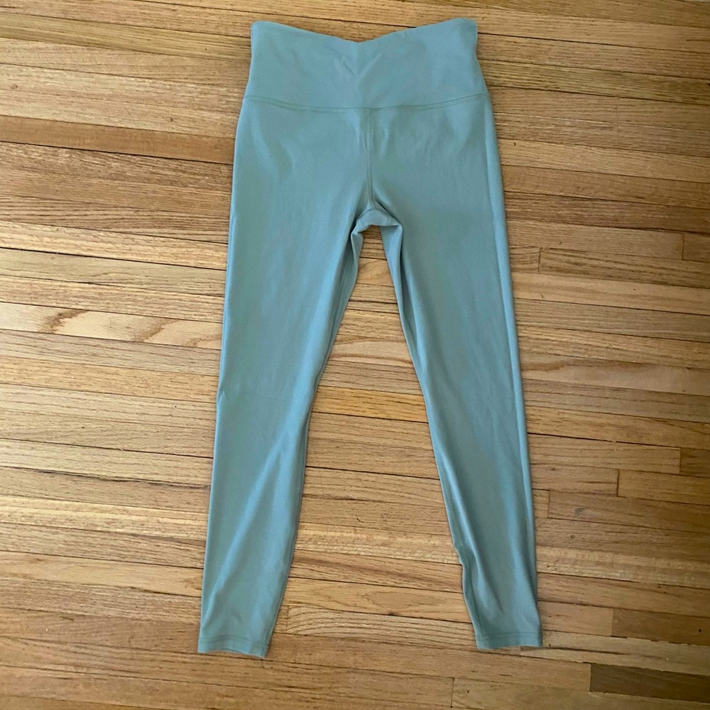 Ultra High Rise Elation 7/8 Tigh medium